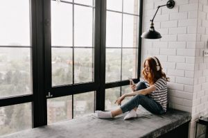 Как утеплить окна на зиму: 5 рабочих способов без замены стеклопакетов
